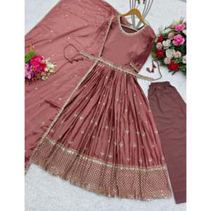 Robe de soirée pour femmes de créateur avec pantalon et dupatta Ensemble élégant - Product Image 2