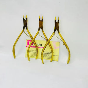 Pince à cuticules professionnelle en acier inoxydable doré, coupe-ongles de manucure, logo personnalisé, bord de coupe tranchant, coupe-cuticules - Product Image 2