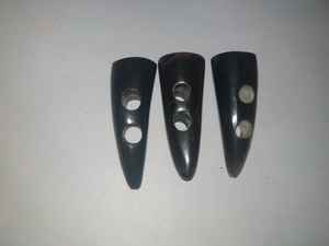 Boutons en corne de buffle 100% naturels, faits à la main, écologiques, avec motifs floraux et animaux pour accessoires de mode - Product Image 5