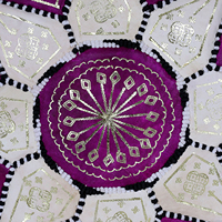Pouf ottoman marocain fait main en cuir véritable blanc/rouge, repose-pieds, fauteuil, design contemporain, boutique Biyadina
