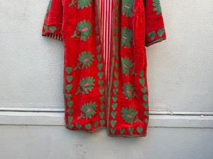 Abrigo Bohemio Acolchado para Mujer, Color Rojo Terciopelo, Bordado, con Estampado Floral, Cuello Mao, Mangas Largas, Ecológico, para Invierno - Product Image 3
