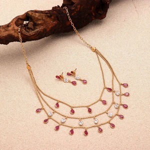 Conjunto de Collar Clásico con Rubíes CZ Polki, Chapado en Oro de 22K, Latón, Rojo y Blanco, Joyería Nupcial, Collar con Múltiples Formas para Mujer - Product Image 3
