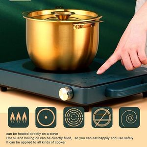 Casserole ronde dorée avec couvercle en acier inoxydable, design en métal poli durable, style moderne et luxueux pour gaz - Product Image 4