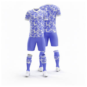 Uniforme de Fútbol Personalizado para Equipo |   Tallas para Hombres, Mujeres y Jóvenes |   Ropa Deportiva Ligera de Secado Rápido al por Mayor - Product Image 4