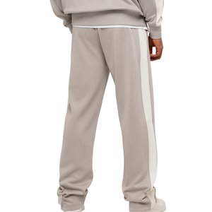 Pantalon de survêtement gris champignon en tricot oversize pour homme, coupe ample, idéal pour la gym, le streetwear et l'entraînement décontracté - Product Image 2