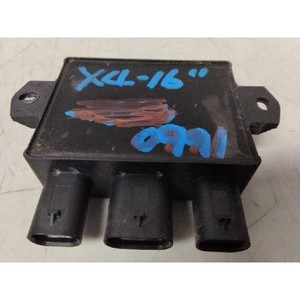 4 unités de contrôle électroniques (ECU) et modules informatiques d'occasion 7429824 - Product Image 3
