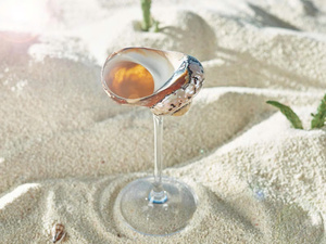 Verres à vin et à cocktail en coquillages faits à la main, décoration de mariage sur la plage sur mesure, verre à vin en coquillages fait à la main, décoration de plage côtière pour mariage - Product Image 2