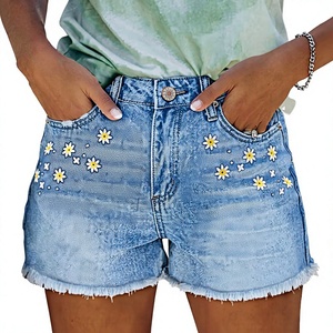 Shorts de mezclilla rectos de cintura media para mujer, de alta calidad y bajo precio, con bordado sólido, lavado a la piedra, de algodón, casuales, con dobladillo deshilachado para otoño. - Product Image 1