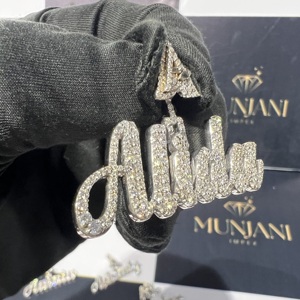 จี้เพชรโมอิสซาไนต์ VVS เงินแท้ 925 รูปตัวอักษร ชื่อ หรือโลโก้ สไตล์ฮิปฮอป สำหรับผู้ชาย แบบฝังเพชร งานสั่งทำพิเศษ เหมาะสำหรับงานปาร์ตี้ - Product Image 4