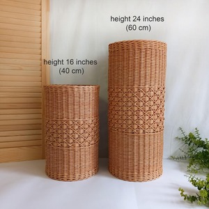 Soporte de Ratán Tejido a Mano con Diseño Redondo para Guardar Bastones o Varas, Puede Usarse para Sostener Plantas Artificiales de la India - Product Image 3