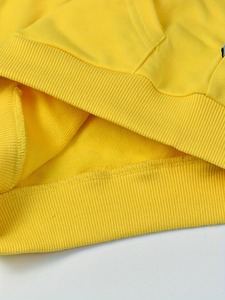 เสื้อฮู้ดซิปสีเหลืองหนา 500 GSM ผ้าฝ้ายฟลีซคุณภาพสูง พิมพ์โลโก้ตามสั่ง ดีไซน์กระเป๋าเสื้อแบบสตรีทแวร์ - Product Image 5