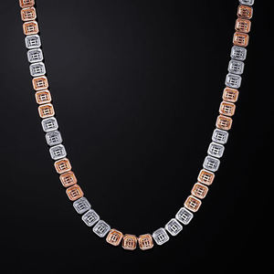 Collier unisexe de luxe en moissanite taille baguette sertie griffe, chaîne à maillons géométriques plaqué or rose 18 carats massif, pour mariage - Product Image 2