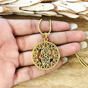 Pendentif Bohème Main de Fatma en Laiton Plaqué Or 18 carats pour Femme, Bijou Ethnique Filigrane Mandala, Vente en Gros OEM ODM, Forte Demande - Product Image 2