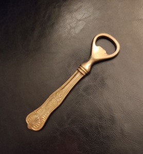 Elegant Metal Bottle <b>Opener</b> With Modern Look And Polished Surface For Home Kitchen And Professional Bar Use - Product Image 6