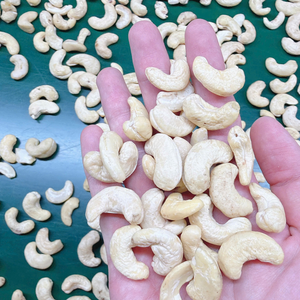 Service 24 Hours Cashew <b>Nuts</b> <b>Kernel</b> <b>Nuts</b> Kaju SANTIGO European Standards Cashew <b>Kernels</b> - Product Image 1
