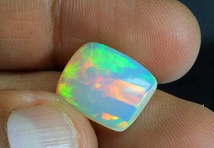 Precioso ópalo etíope en forma de cojín, gema Welo brillante con destellos arcoíris, ópalo etíope suelto en cabujón, regalo para él. - Product Image 2
