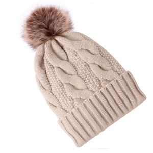 Diseñado para amantes de las actividades al aire libre, este gorro presenta una tejido resistente que es tanto cálido como duradero. - Product Image 5