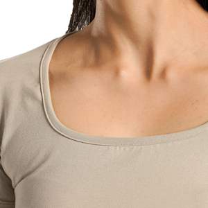 Camiseta Deportiva Personalizada para Mujer, Color Beige, Corte Ajustado, Manga Corta, Cuello Redondo, Elástica, Transpirable, Suave, para Gimnasio, Fitness y Yoga - Product Image 3