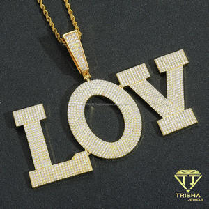Trendige Moissanit-Diamant LOV Namensanhänger-Halskette mit Goldton-Finish, Iced-Out Buchstaben-Schmuck für Hip-Hop-Modehändler - Product Image 5