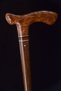 Bâtons de marche pliables d'extérieur au design royal moderne avec poignée en laiton et cannes de marche nordiques en bois - Product Image 3