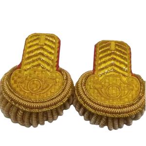 Écusson brodé personnalisé à coudre avec franges dorées et motif à carreaux en tissu appliqué pour uniformes, vestes, casquettes et articles de mode - Product Image 2