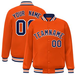 Chaqueta Varsity Gris Personalizada para Hombre con Botones, Chaqueta de Béisbol con Cuello Alto y Nombre y Número Personalizados - Product Image 5