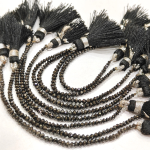 Perles facettées rondes en diamant noir naturel de haute qualité, 2-2,5 mm, brin de 4 pouces - Product Image 1