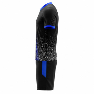 Ensemble de tenue de football respirant noir et bleu roi personnalisé, maillot de football à manches courtes avec short assorti pour clubs et académies, été - Product Image 3