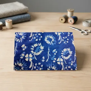 Tissu en coton naturel par Yards Hand Block Tissu imprimé Dabu bleu indigo par Yards Tissu d'ameublement pour robe au prix de gros - Product Image 4