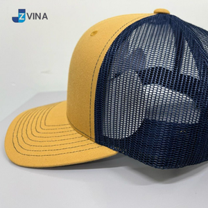 Gorra Trucker Personalizada con Logotipo, de Alta Calidad, Color Amarillo Básico con Malla Negra en la Parte Delantera, 6 Paneles, Ajustable, Unisex, Informal, Hecha en Vietnam - Product Image 2