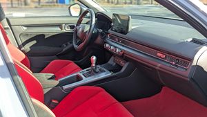 รถฮอนด้า ซีวิค ไทป์ อาร์ ปี 2023 สภาพดีเยี่ยม มือสอง ใช้งานน้อย พวงมาลัยซ้ายและขวา - Product Image 6