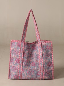 Sac fourre-tout en coton matelassé à motifs floraux OEM - Sac de courses réutilisable bohème et écologique - Product Image 2
