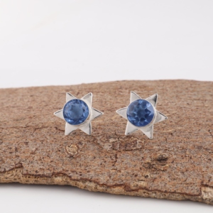 Pendientes de Tanzanita Azul Elegantes Hechos a Mano por Diseñadores en Plata de Ley 925 para Mujeres y Niñas - Product Image 6