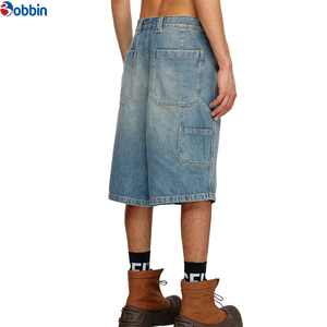 Shorts en jean pour homme, coupe droite, en coton denim, délavage moyen clair, style streetwear sport, écologique, respirant, bleu ciel contrastant - Product Image 4