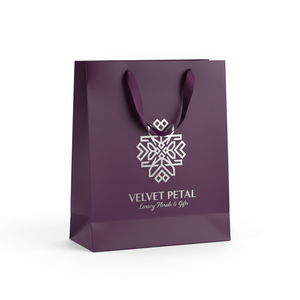 ถุงกระดาษสีขาวทำมือแบบกำหนดเอง เป็นมิตรกับสิ่งแวดล้อม พร้อมเคลือบลามิเนต สำหรับบรรจุภัณฑ์ของขวัญสุดหรู ใช้ในซูเปอร์มาร์เก็ต และพิมพ์โลโก้ของคุณเองได้ - Product Image 1