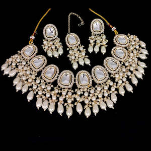 Crystal Stone and <b>Pearl</b> Necklace <b>Set</b> Gold Plated Fashion <b>Jewelry</b> 10572978 - Product Image 1