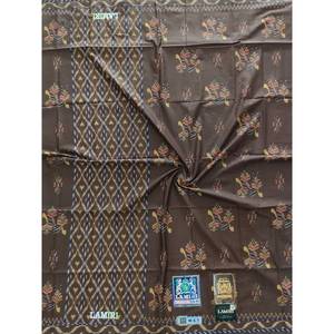Sarong Elegante para Hombre, Modelo S-90, de Rayón, Hecho a Mano, Transpirable, Corte Holgado, Ideal para Eid y Bodas, de Indonesia, Marca Lungi Lamiri - Product Image 1