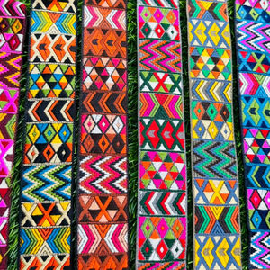 Tela de encaje jacquard premium con adornos florales para decoración de vestidos de novia, proveedor mayorista de textiles OEM. - Product Image 1