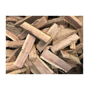 Copeaux de bois de haute qualité en vrac pour paillis paysager et applications de couverture du sol en jardin - Product Image 1