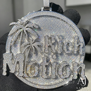 Colgante de Plata de Ley 925 con Moissanita Redonda, Letra con Incrustaciones, Chapado en Rodio, Joyería Hip Hop, Medallón con Nombre Personalizado - Product Image 5