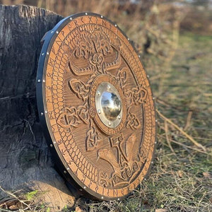 Escudo Redondo de Madera Vikingo Nórdico Duradero, Artesanía Clásica Hecha a Mano para Exhibición Histórica, Disfraces y Decoración del Hogar - Product Image 3