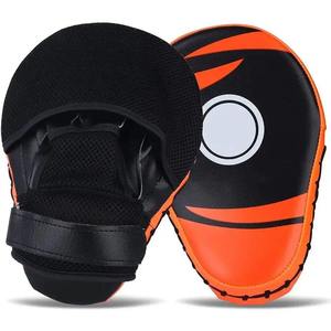 Mitaines de boxe en cuir personnalisées avec poignées antidérapantes, sangles de poignet réglables, légères et respirantes, cibles de frappe - Product Image 1