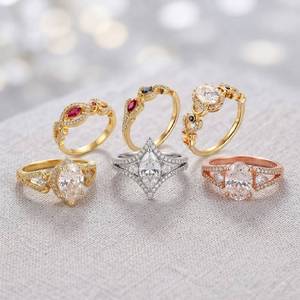 Anillo de Compromiso para Mujer con Diamante Natural Corte Pera CARATOVA DIAMONDS, Oro Amarillo de 10K, Regalo Ejecutivo, Venta al Por Mayor Personalizada - Product Image 5