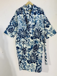 Bata Kimono de Algodón con Estampado Floral Azul |   Albornoz largo tipo lounge |   Ropa Casual para Mujer - Product Image 2