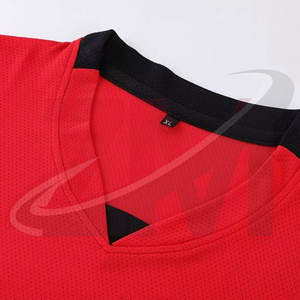 Nuevo uniforme de fútbol femenino al por mayor, diseño personalizado para jugadoras de fútbol. - Product Image 6