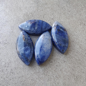 Gema de Sodalita Natural en Forma de Marquesa, Piedra Calibrada con Reverso Plano, para la Elaboración de Joyas - Product Image 3