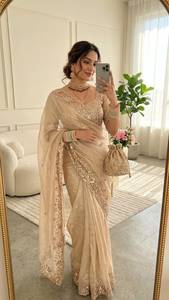 Sari en satin de créateur Fandy avec de magnifiques perles brodées à la main, travail Dana découpé, bordure lourde et Butti sur toute la surface du sari avec Aarco. - Product Image 5