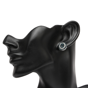 Pendientes de tuerca con halo ovalado de diamantes naturales azules y blancos de corte redondo de 1.87 quilates, plata de ley 925, color G-H - Product Image 3