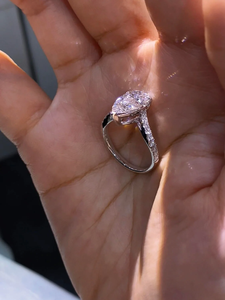 แหวนเพชรทรงลูกแพร์พรีเมียม ทอง 14K ประดับเพชรแบบฝัง งานคลาสสิก เครื่องประดับชั้นดีสำหรับผู้หญิง - Product Image 3