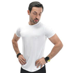 T-shirt de sport pour homme personnalisé blanc à séchage rapide, coupe semi-ajustée, en maille extensible polyester élasthanne, pour entraînement en salle de sport, OEM - Product Image 1